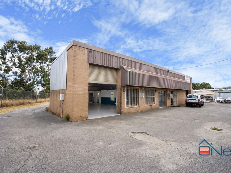 2/49 Gillam Drive, Kelmscott WA 6111
