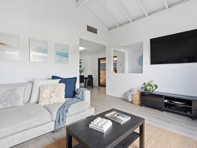 16A Petterson Avenue, Kardinya WA 6163