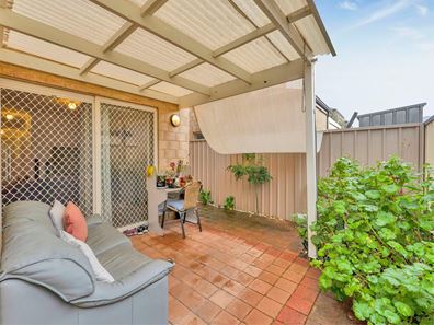 8B Morgan St, Cannington WA 6107