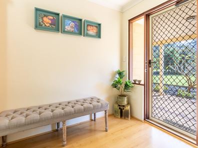 6 Britza Avenue, Roelands WA 6226