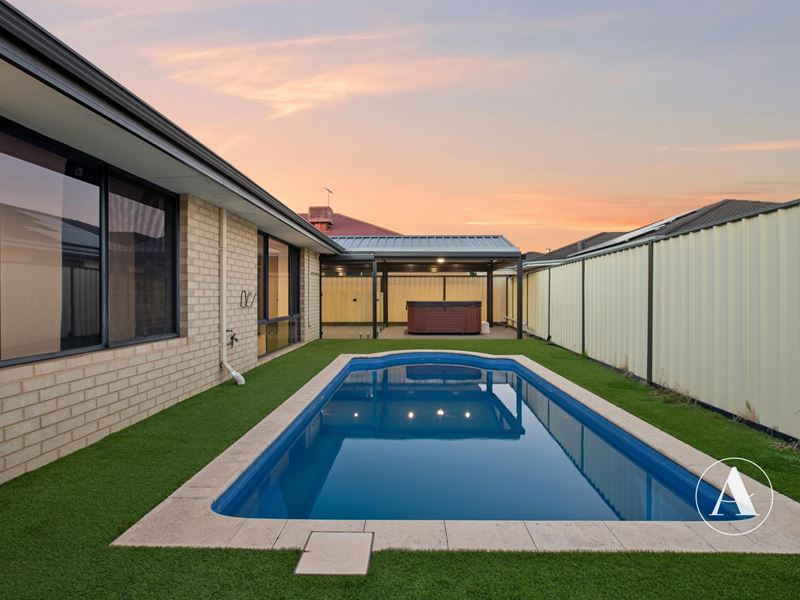 22 Dollarbird Road, Southern River WA 6110