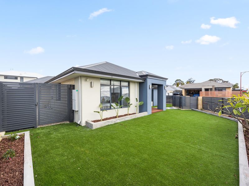 332 Landsdale Road, Landsdale WA 6065