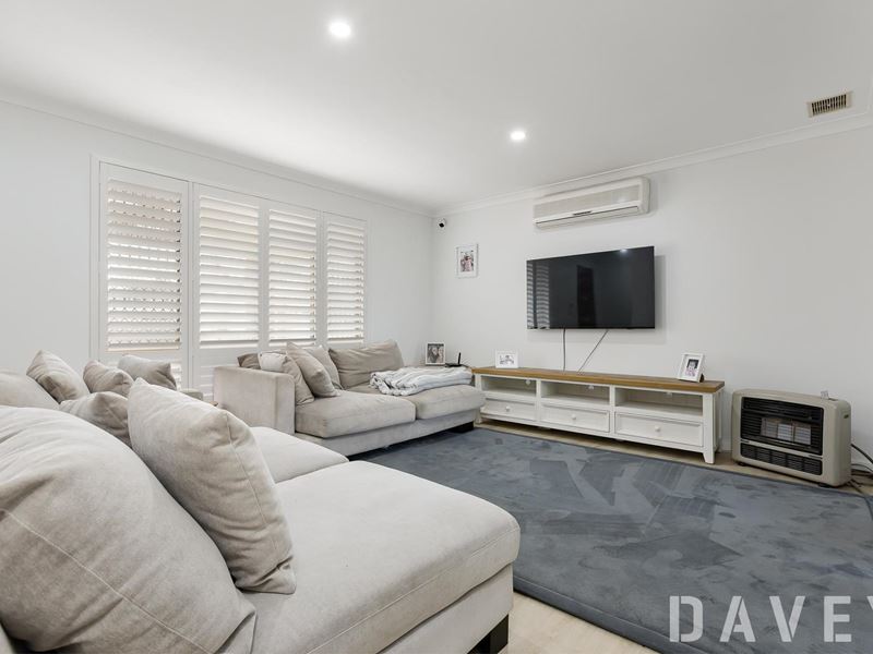 74 Highclere Boulevard, Marangaroo WA 6064