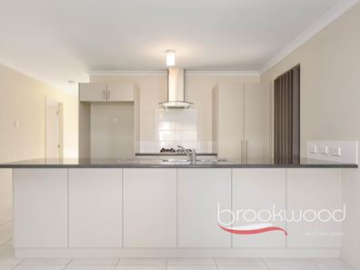 6/13 Craig Street, Mundaring WA 6073