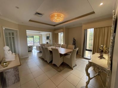 16 Samphire Steet, Ascot WA 6104