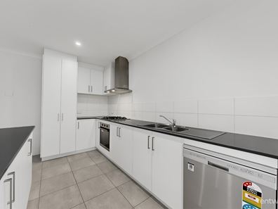 27 Edenvale Dr, Hilbert WA 6112