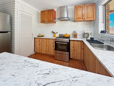 18 Rigden St, Armadale WA 6112