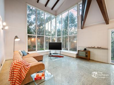 5 Otway Place, Bedfordale WA 6112