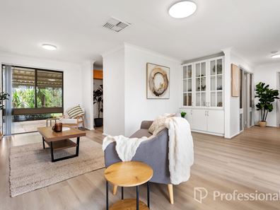 12 Kingston Way, Safety Bay WA 6169