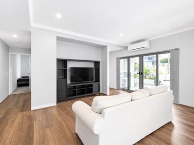 2/1 Foyle Road, Bayswater WA 6053