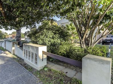 8/227 Scarborough Beach Road, Doubleview WA 6018