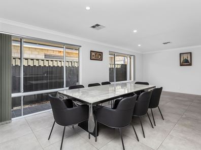 54 Harefield Road, Dayton WA 6055
