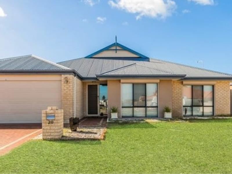 20 Ravenglass  Crescent, Waikiki