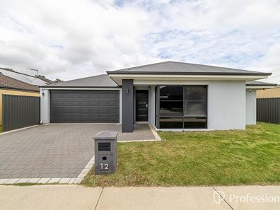 12 Nesbit Drive, Haynes WA 6112