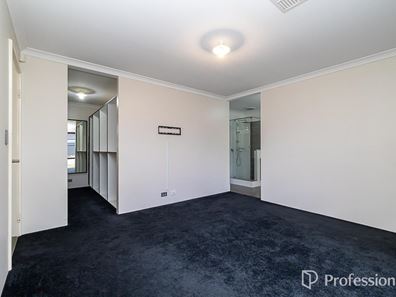 12 Nesbit Drive, Haynes WA 6112