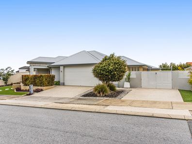 4 Eden Way, Secret Harbour WA 6173