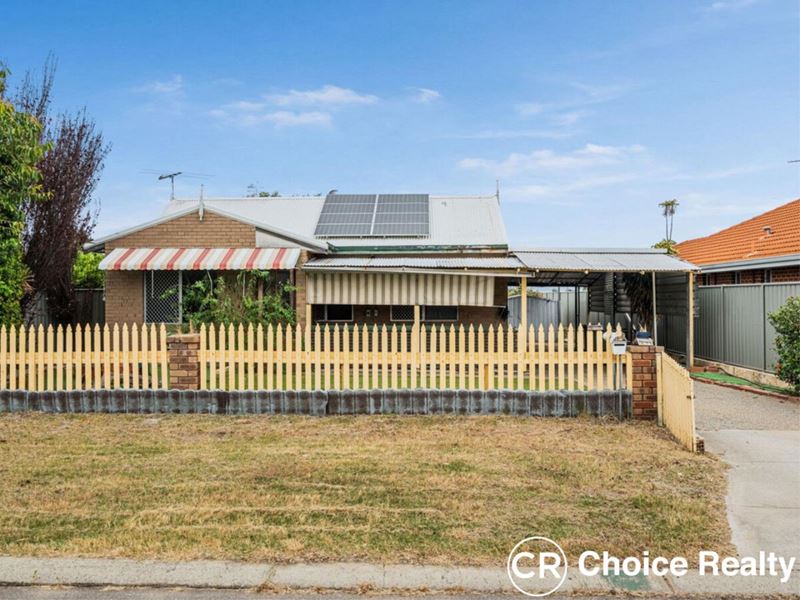 62 Reginald Street, Queens Park WA 6107