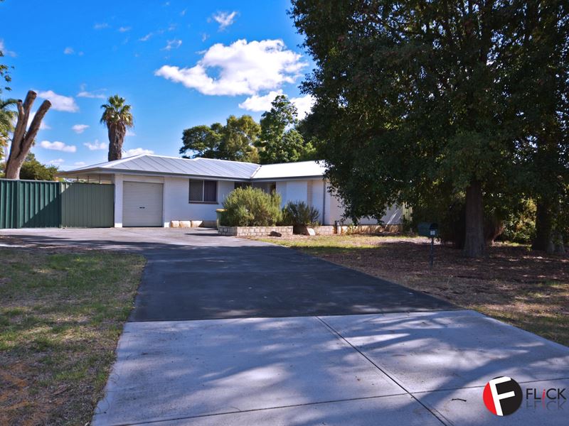 19 Earls Court, Thornlie WA 6108