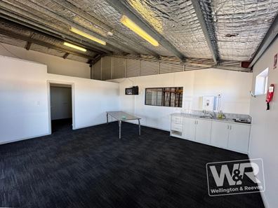 16 Merrifield Street, Milpara WA 6330