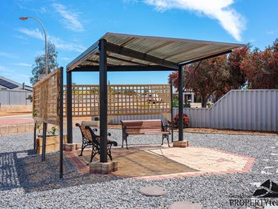 8 Fuchsia Close, Strathalbyn WA 6530