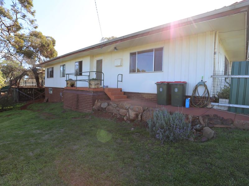 5 Sheoak St, Kambalda East WA 6442