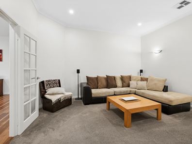 99 Sunbury Road, Victoria Park WA 6100