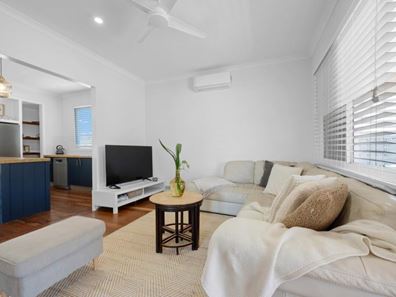206 Evans Street, Beachlands WA 6530