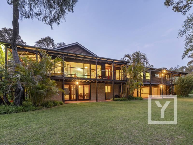 80 Lagoon Drive, Yallingup