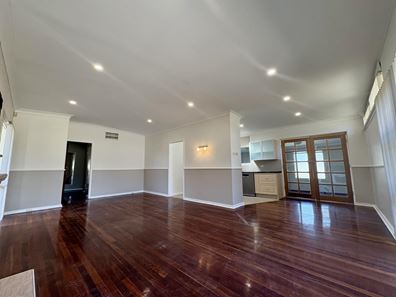 12 Cowan Street, Maddington WA 6109