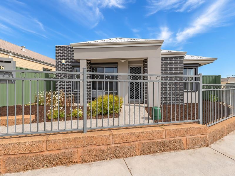 37 Cilantro Parkway, Seville Grove