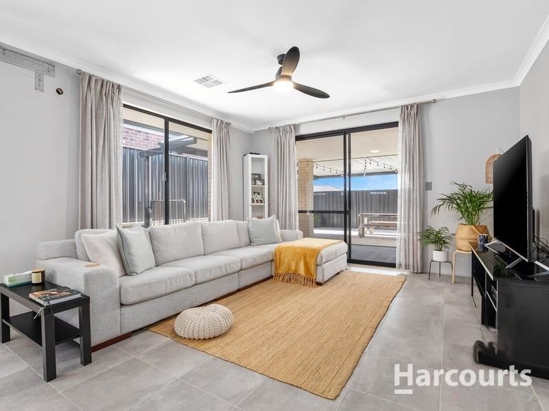 14 Lancewood Street, Banksia Grove WA 6031