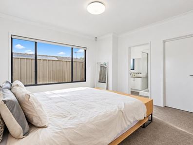 27 Halstead Turn, Wellard WA 6170