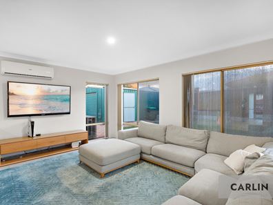 5 Minyon Circuit, Atwell WA 6164