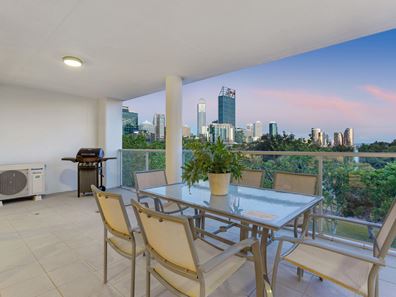 23/138 Mounts Bay Road, Perth WA 6000