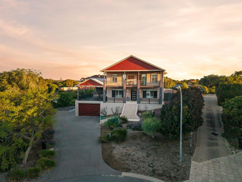 11 Pembroke Court, Warnbro WA 6169
