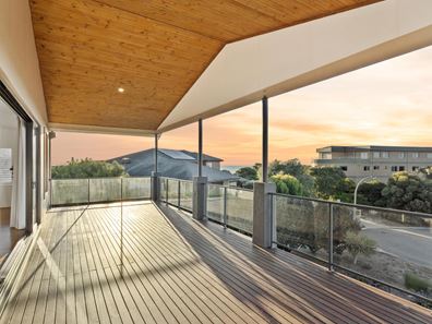 11 Pembroke Court, Warnbro WA 6169