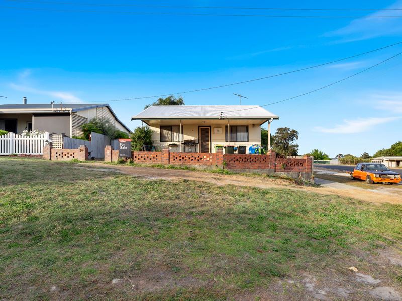 16 Clifton Street, Collie
