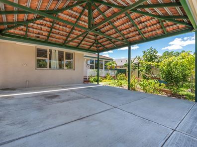 5B Coleman Place, Beckenham WA 6107