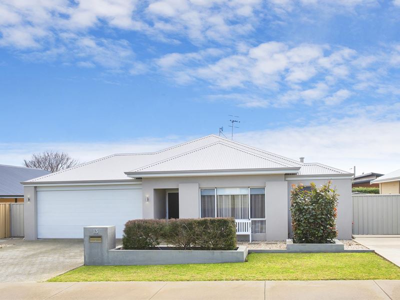 13 Firestone Way, Augusta