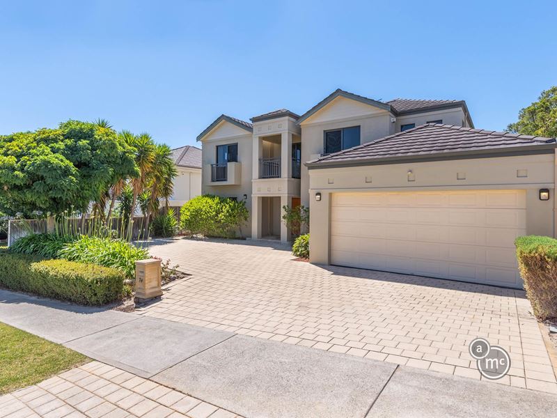 74 St Johns Wood Boulevard, Mount Claremont WA 6010