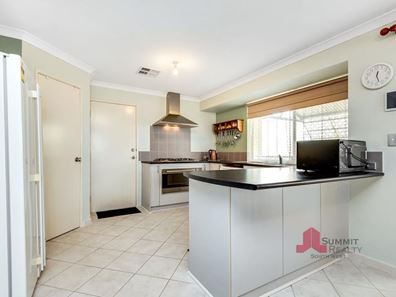 14 Mooralup Turn, Dalyellup WA 6230