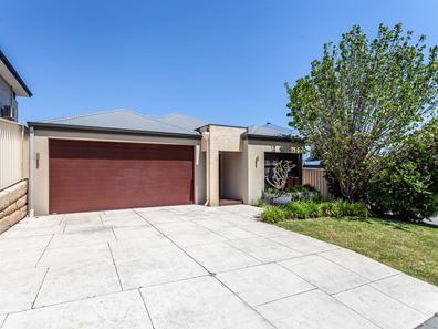 29 Bowmore Drive (Regent Waters), Wanneroo WA 6065