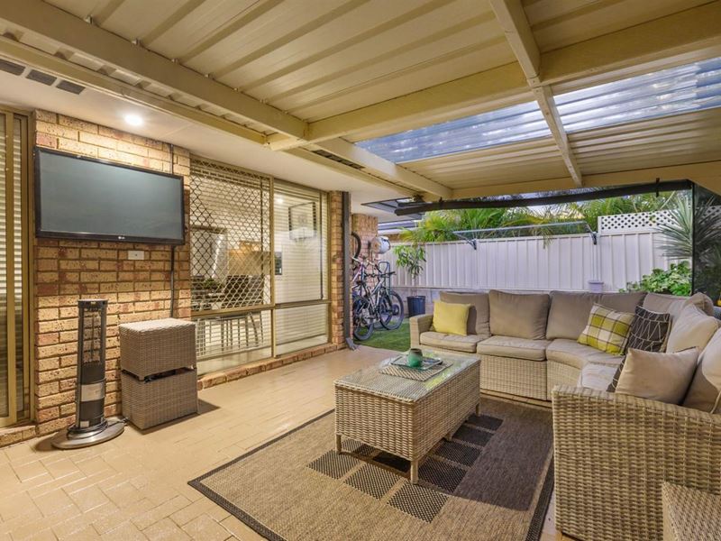 6/14 Stampel Gardens, Kardinya WA 6163