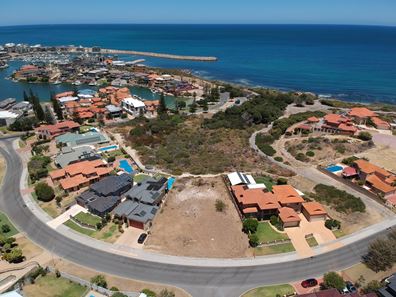 11 Kinsale Drive, Mindarie WA 6030