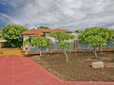 42 Fourth Avenue East, Maylands WA 6051