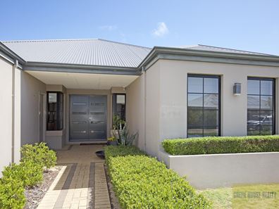 11 Purcell Gardens, South Yunderup WA 6208