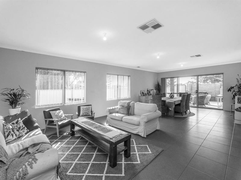 1 Saltspray Road, Singleton WA 6175