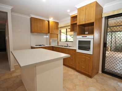 4 Trafalgar Rise, Australind WA 6233