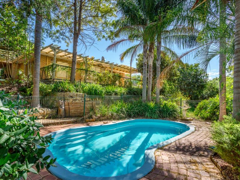 66 Amethyst Crescent, Mount Richon