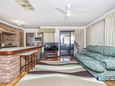 3 WHEATLEY PLACE, Morley WA 6062